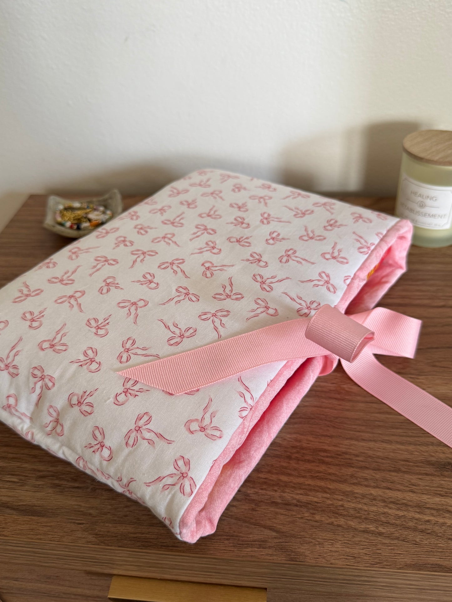 Pink Bows Book Sleeve