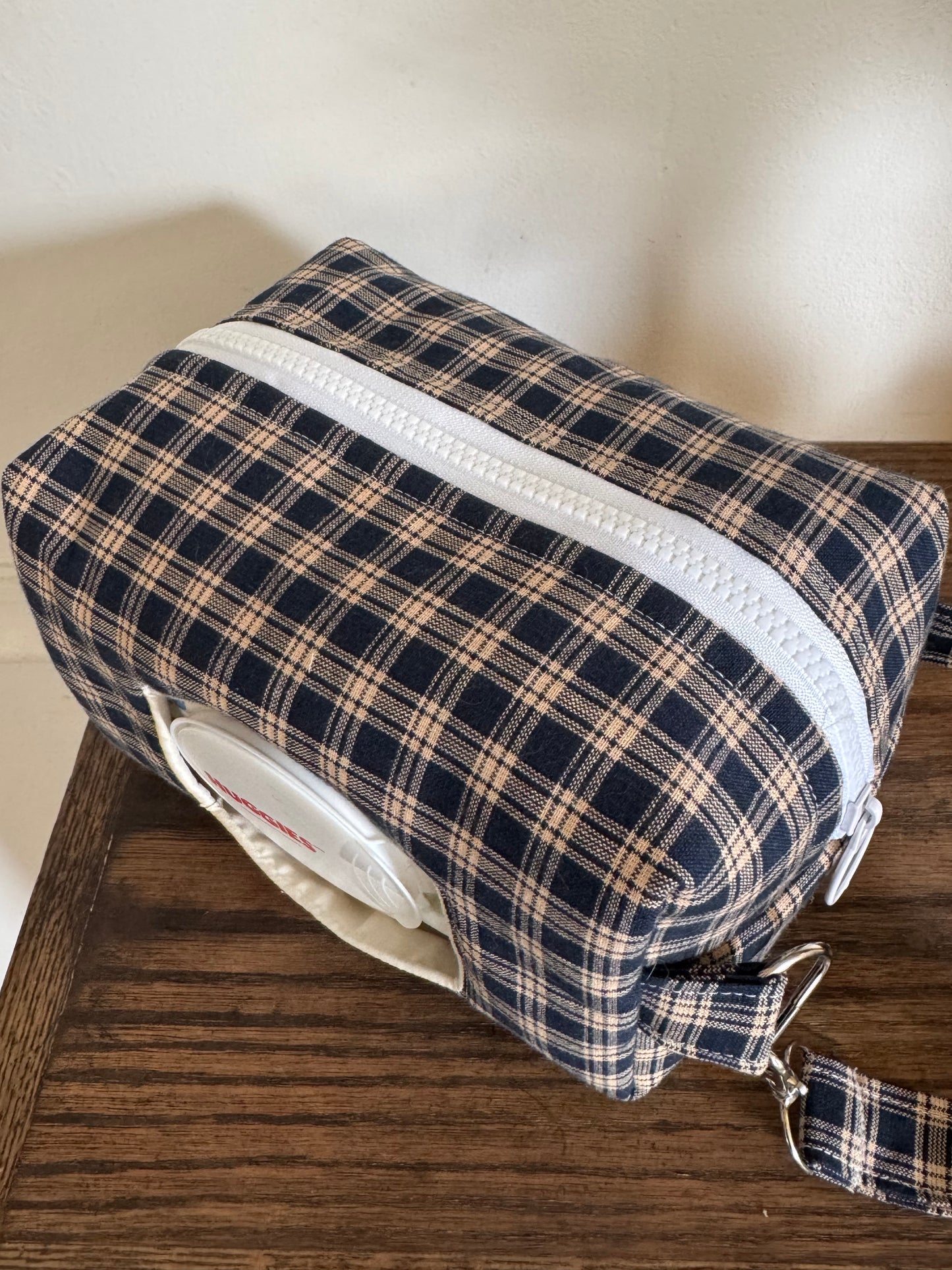 Diaper & Wipes Pouch