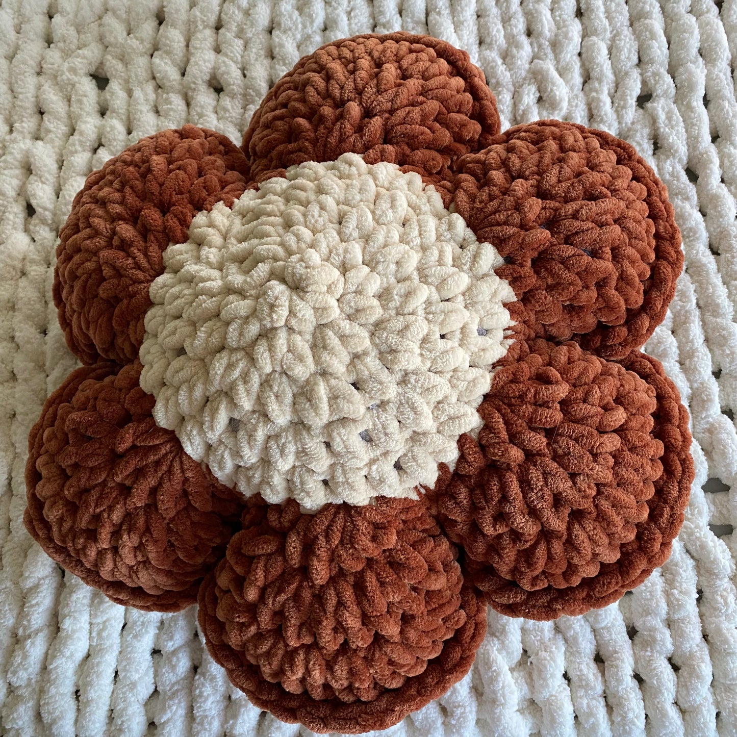 Retro Crochet Flower Pillow Pattern - 6 PETAL VERSION